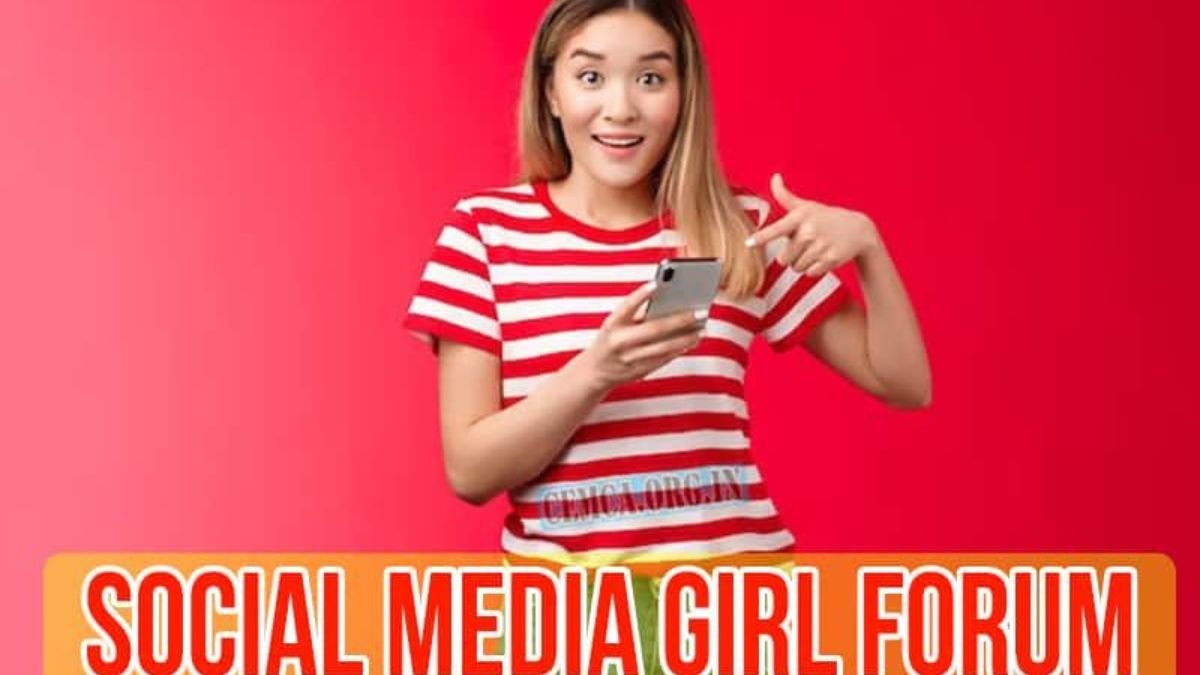 Social Media Girl