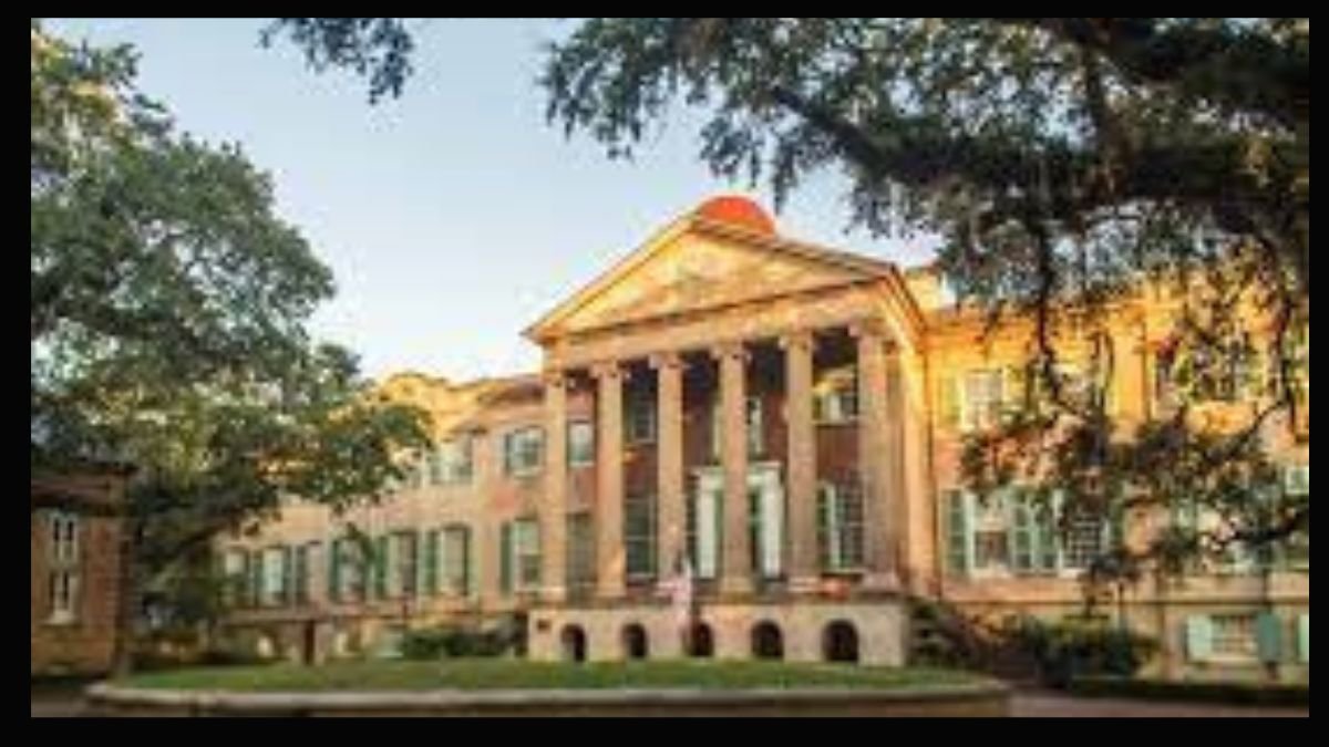 Educational Opportunities: Understanding College of Charleston Tuition College of Charleston Tuition